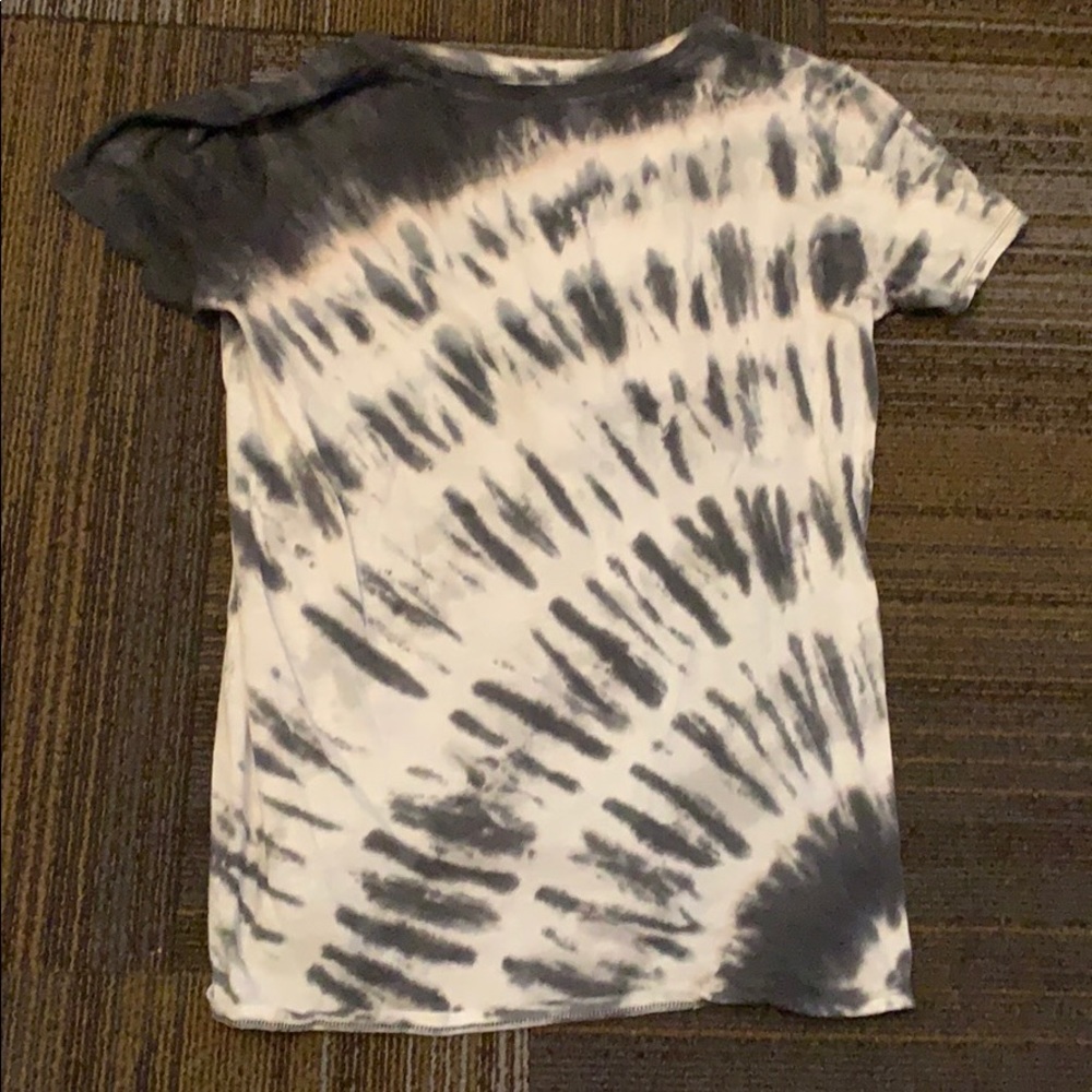 Short sleeve t-shirt